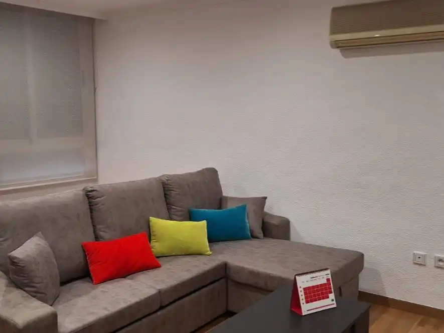 Piso de alquiler en Calle Luis Braille, 1, Centro Sala de estar de Piso de alquiler en Murcia Capital con Aire acondicionado y Balcón