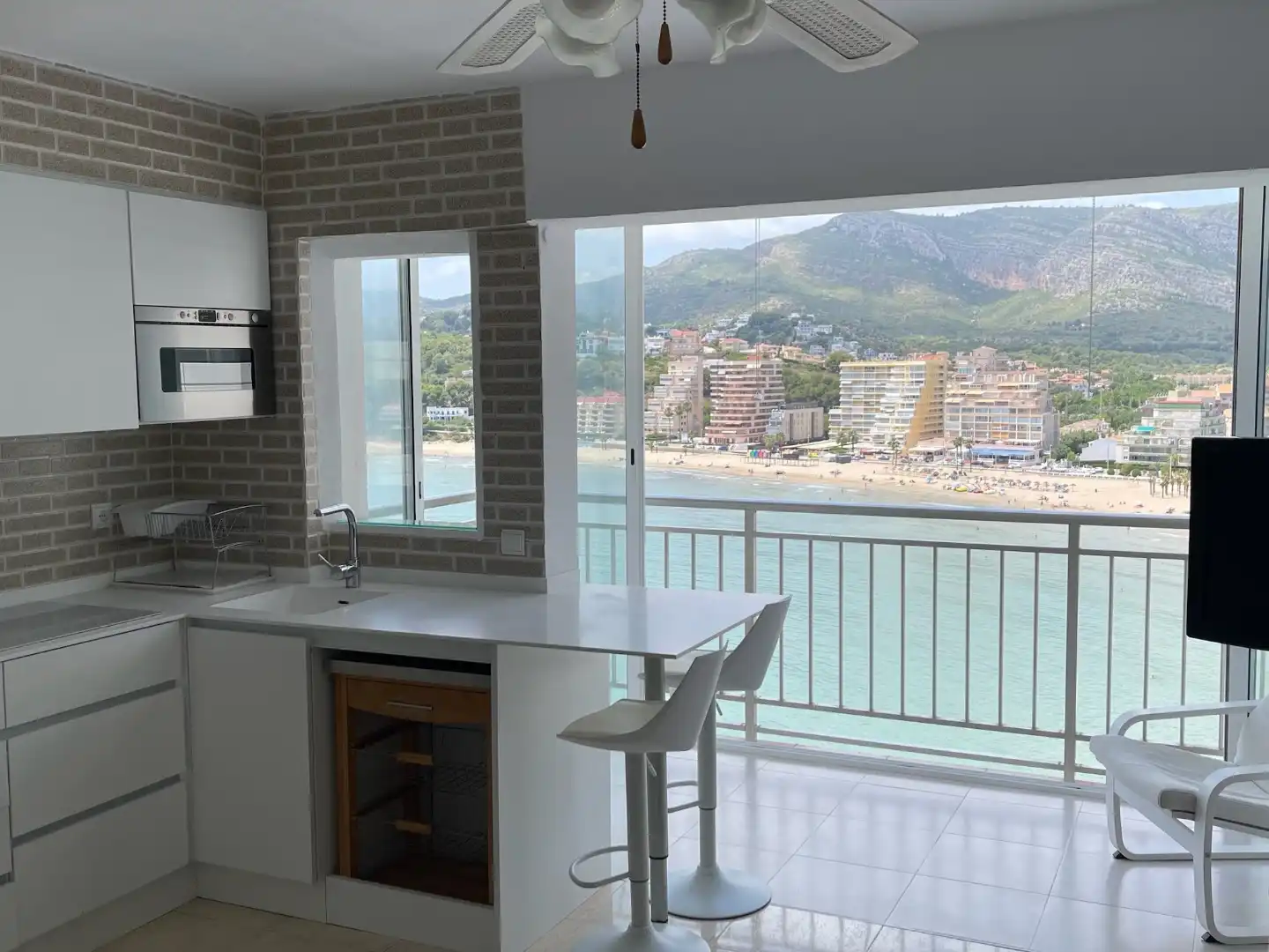 Apartments for sale in Passeig Marítim de la Concha, 6, Playa de la Concha Balcony of Apartments for sale in Oropesa del Mar / Orpesa with Swimming Pool