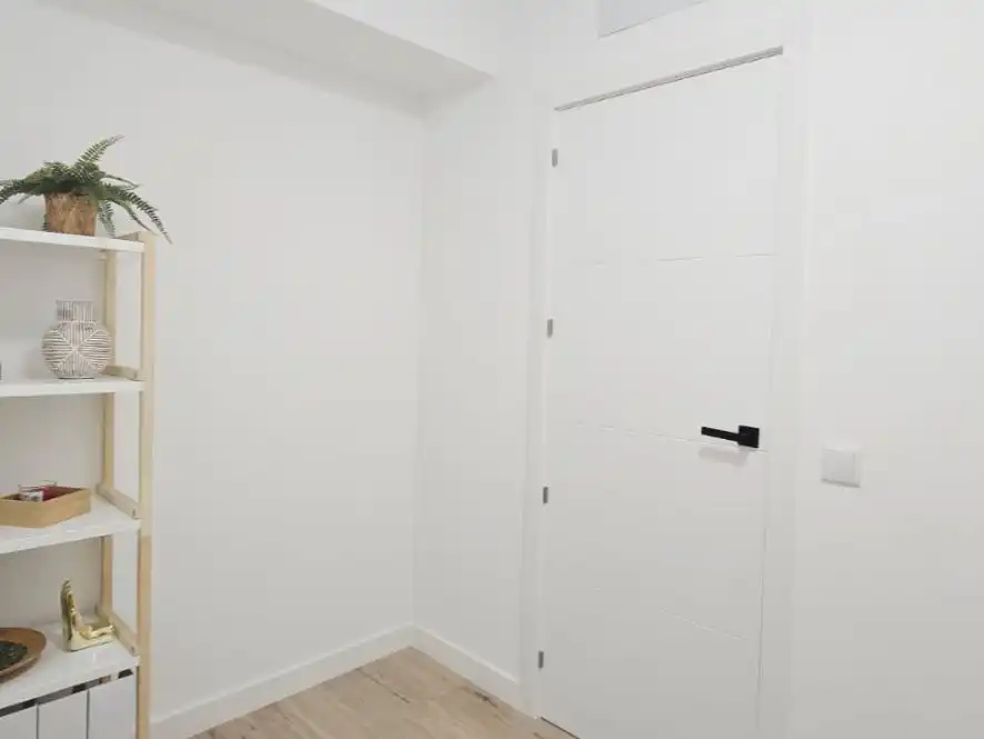 Pis en venda a Calle Isla de Tavira, 30, Peñagrande Pis en venda en Madrid Capital amb Aire condicionat