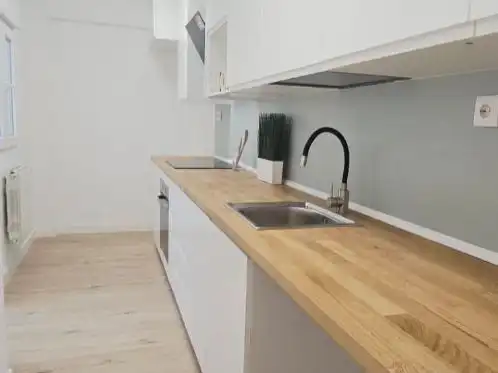 Pis en venda a Calle Isla de Tavira, 30, Peñagrande Cuina de Pis en venda en Madrid Capital amb Aire condicionat