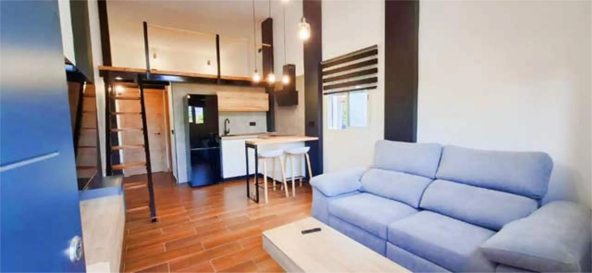 Apartament de lloguer a Campanillas Sala d'estar de Apartament de lloguer en Málaga amb Calefacció i Moblat