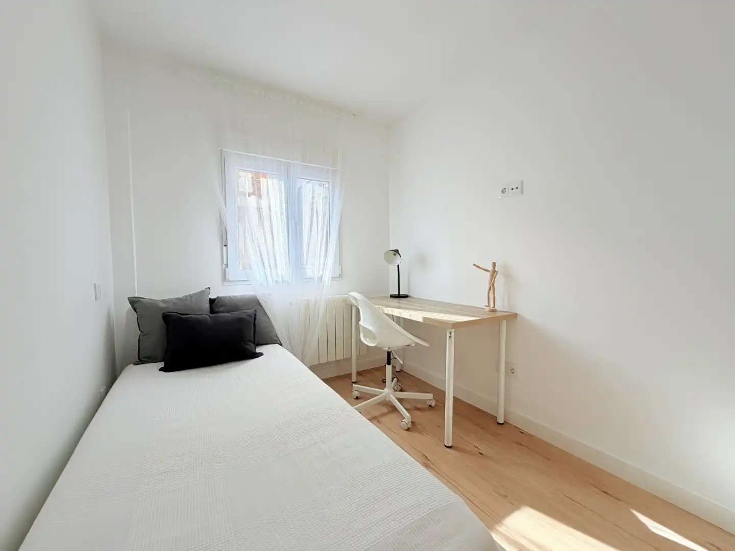 Piso en venta en Calle de Mota del Cuervo, 29, Canillas Habitación de Piso en venta en Madrid con Aire acondicionado, Calefacción y Terraza