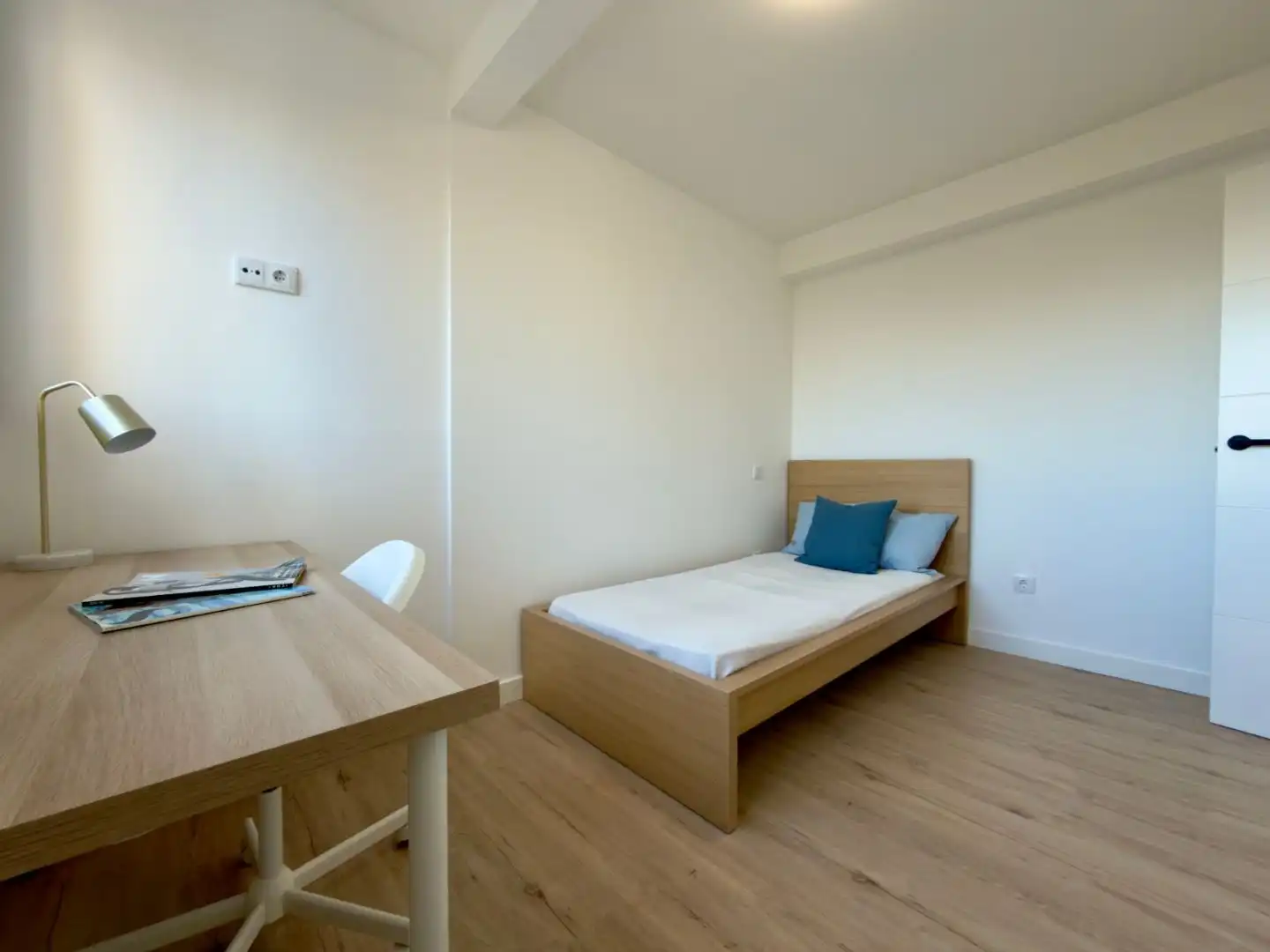 Piso en venta en Calle de Mota del Cuervo, 29, Canillas Habitación de Piso en venta en Madrid con Aire acondicionado, Calefacción y Terraza