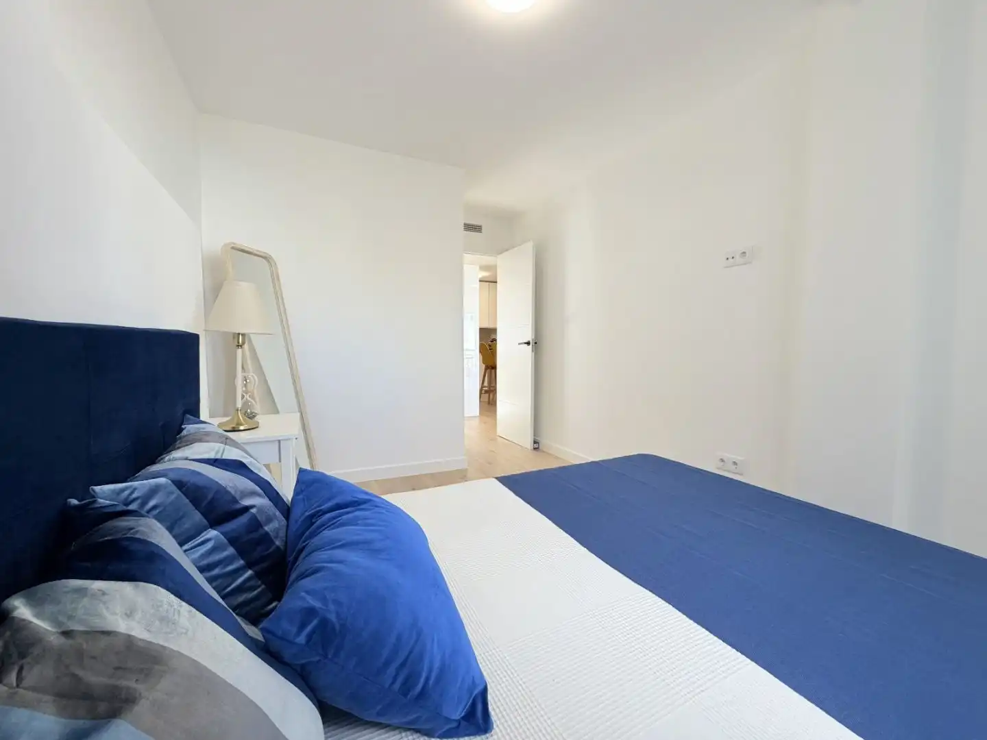 Piso en venta en Calle de Mota del Cuervo, 29, Canillas Habitación de Piso en venta en Madrid con Aire acondicionado, Calefacción y Terraza