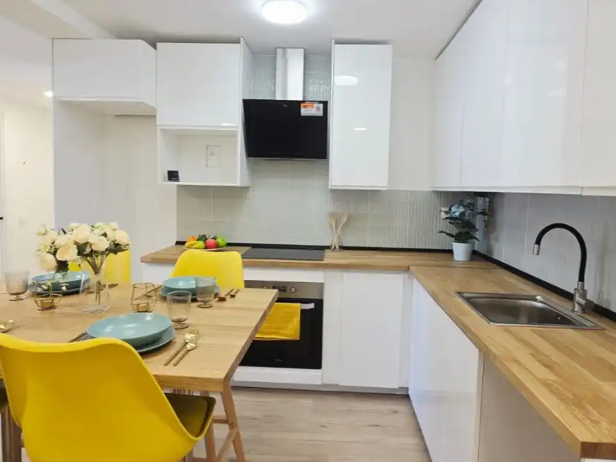 Piso en venta en Calle de Mota del Cuervo, 29, Canillas Cocina de Piso en venta en Madrid con Aire acondicionado, Calefacción y Terraza