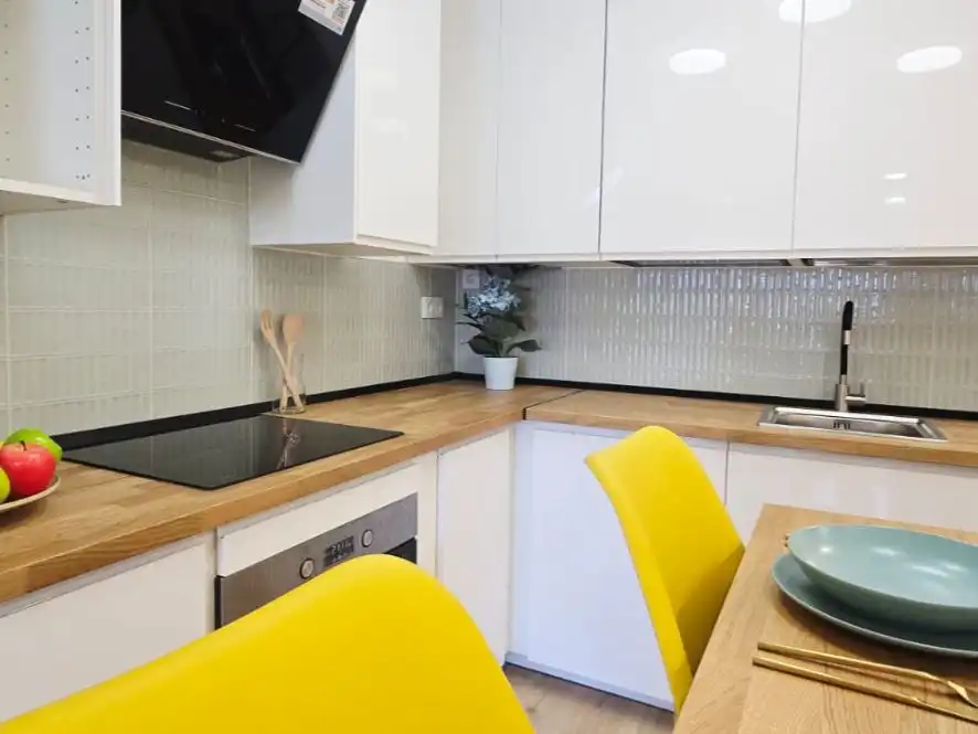 Piso en venta en Calle de Mota del Cuervo, 29, Canillas Cocina de Piso en venta en Madrid con Aire acondicionado, Calefacción y Terraza