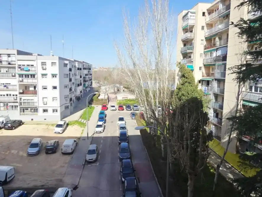Piso en venta en Calle de Mota del Cuervo, 29, Canillas Vista exterior de Piso en venta en Madrid con Aire acondicionado, Calefacción y Terraza