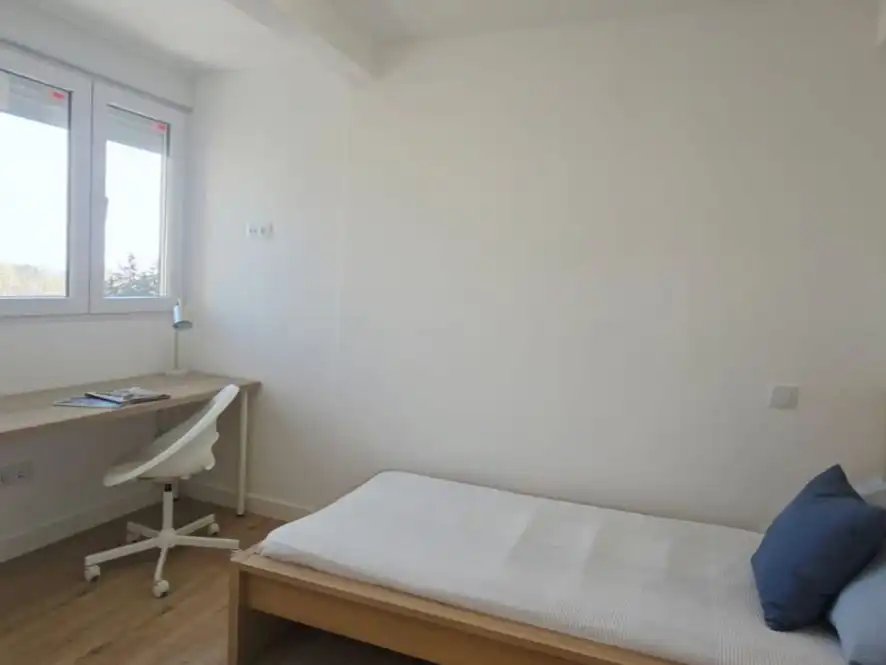 Piso en venta en Calle de Mota del Cuervo, 29, Canillas Habitación de Piso en venta en Madrid con Aire acondicionado, Calefacción y Terraza