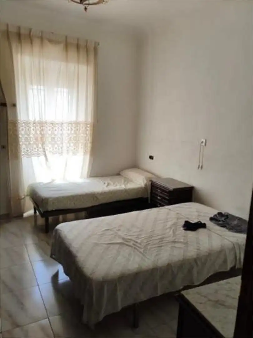 Dormitori de Casa o xalet en venda en Píñar amb Terrassa i Moblat