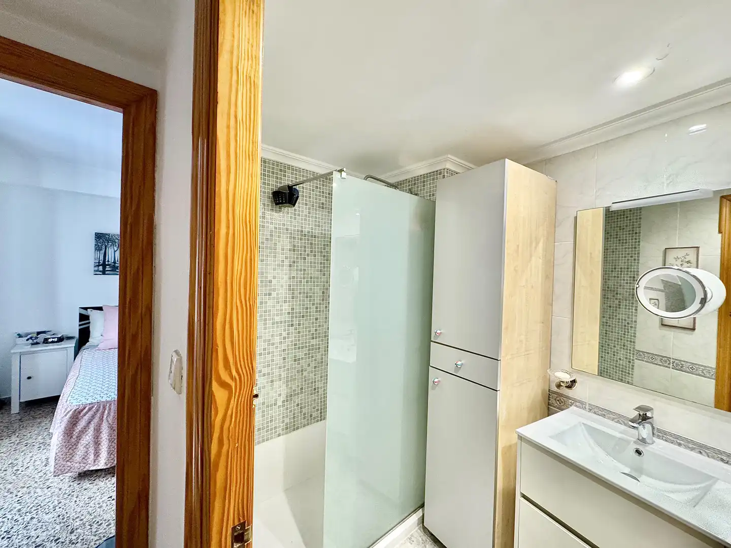 Baño de Piso en venta en Chiva con Aire acondicionado, Calefacción y Trastero