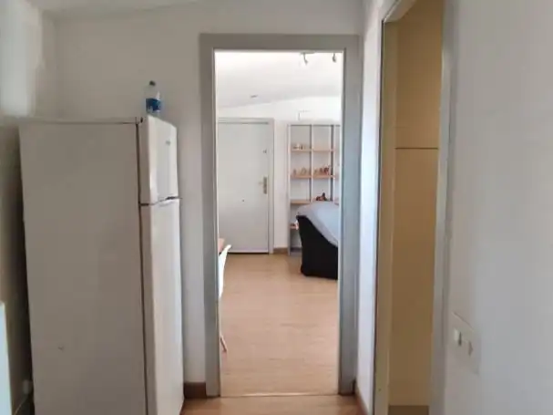 Flat for rent in Carrer Pau Claris, 7, Príncep de Viana - Clot -Xalets Humbert Torres Flat for rent in Lleida Capital with Air Conditioner