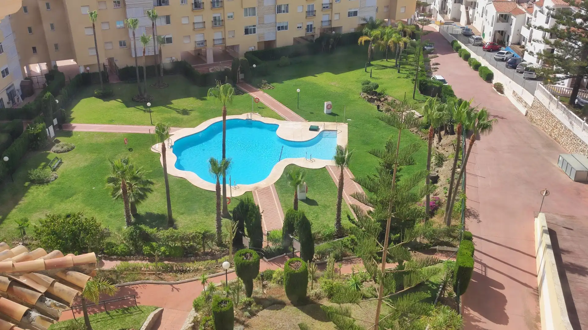 Schwimmbecken von Wohnungen zum Verkauf in Mijas mit Klimaanlage, Terrasse und Balkon