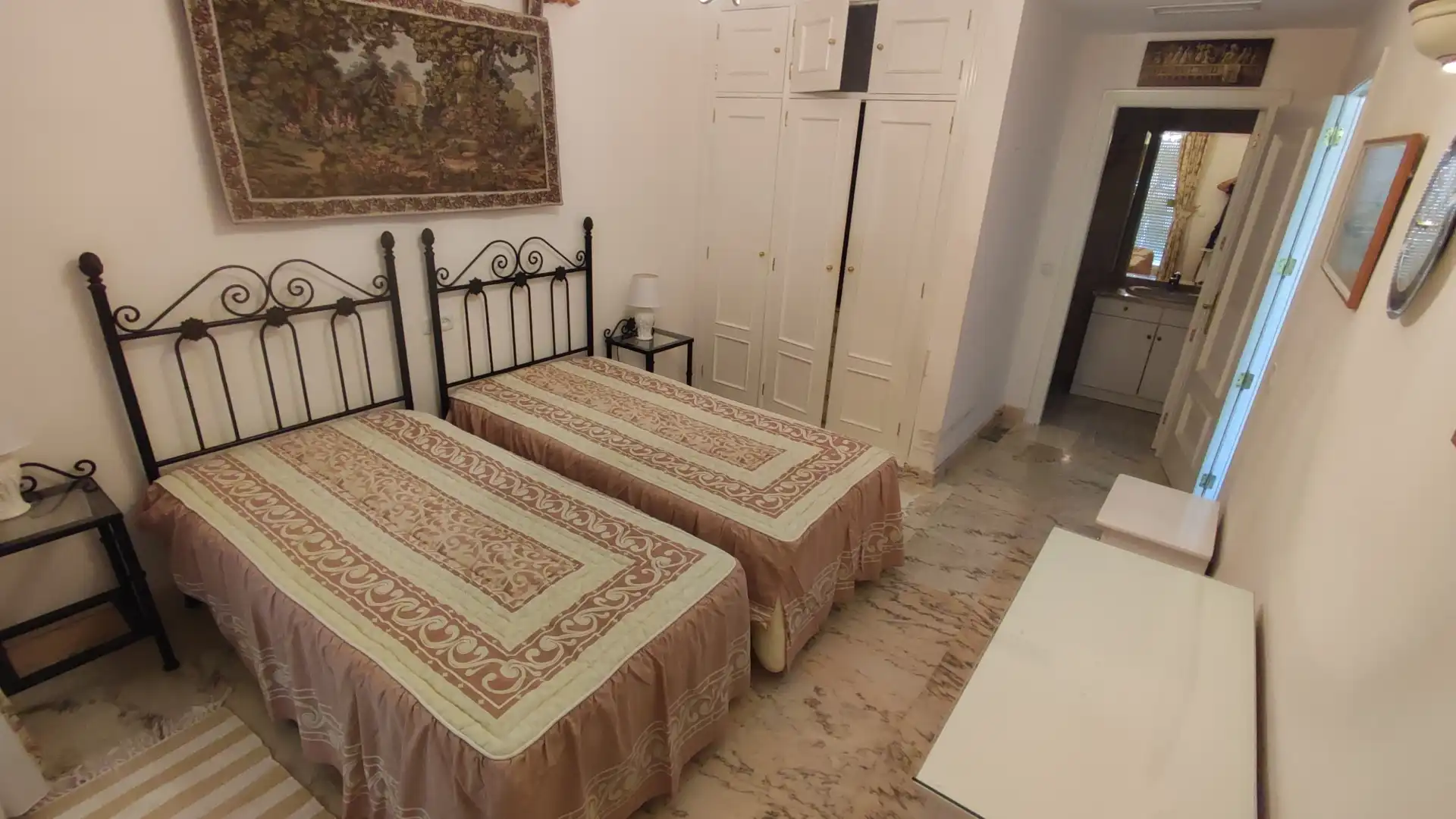 Schlafzimmer von Wohnungen zum Verkauf in Mijas mit Klimaanlage, Terrasse und Balkon