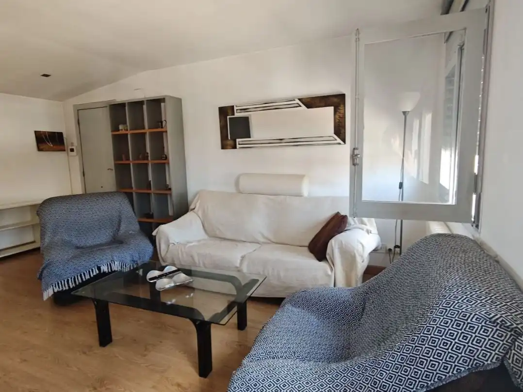 Apartamento de alquiler en Carrer Pau Claris, 7, Príncep de Viana - Clot -Xalets Humbert Torres Sala de estar de Apartamento de alquiler en Lleida con Aire acondicionado, Calefacción y Parquet