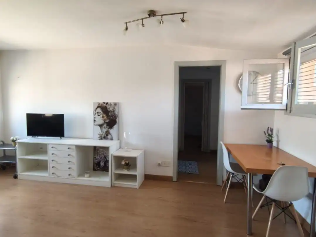 Apartamento de alquiler en Carrer Pau Claris, 7, Príncep de Viana - Clot -Xalets Humbert Torres Sala de estar de Apartamento de alquiler en Lleida con Aire acondicionado, Calefacción y Parquet