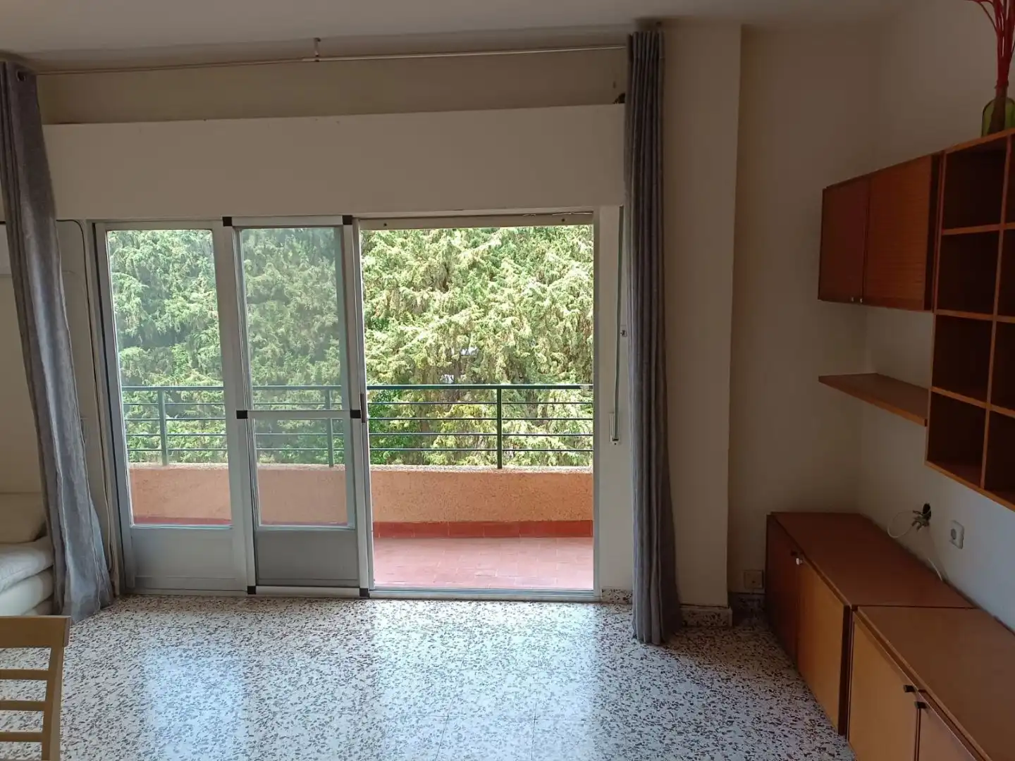 Habitación en Calle Reina Doña Violante, 5, Vistalegre