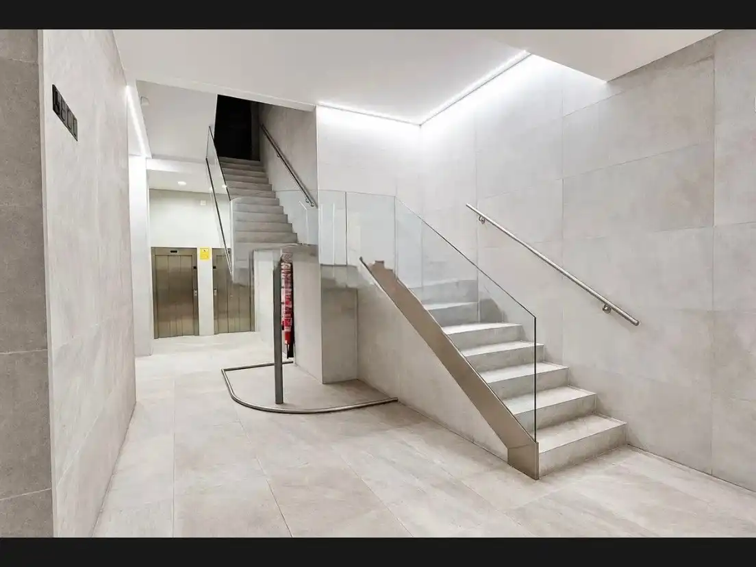 Piso en venta en  Pamplona / Iruña con Balcón