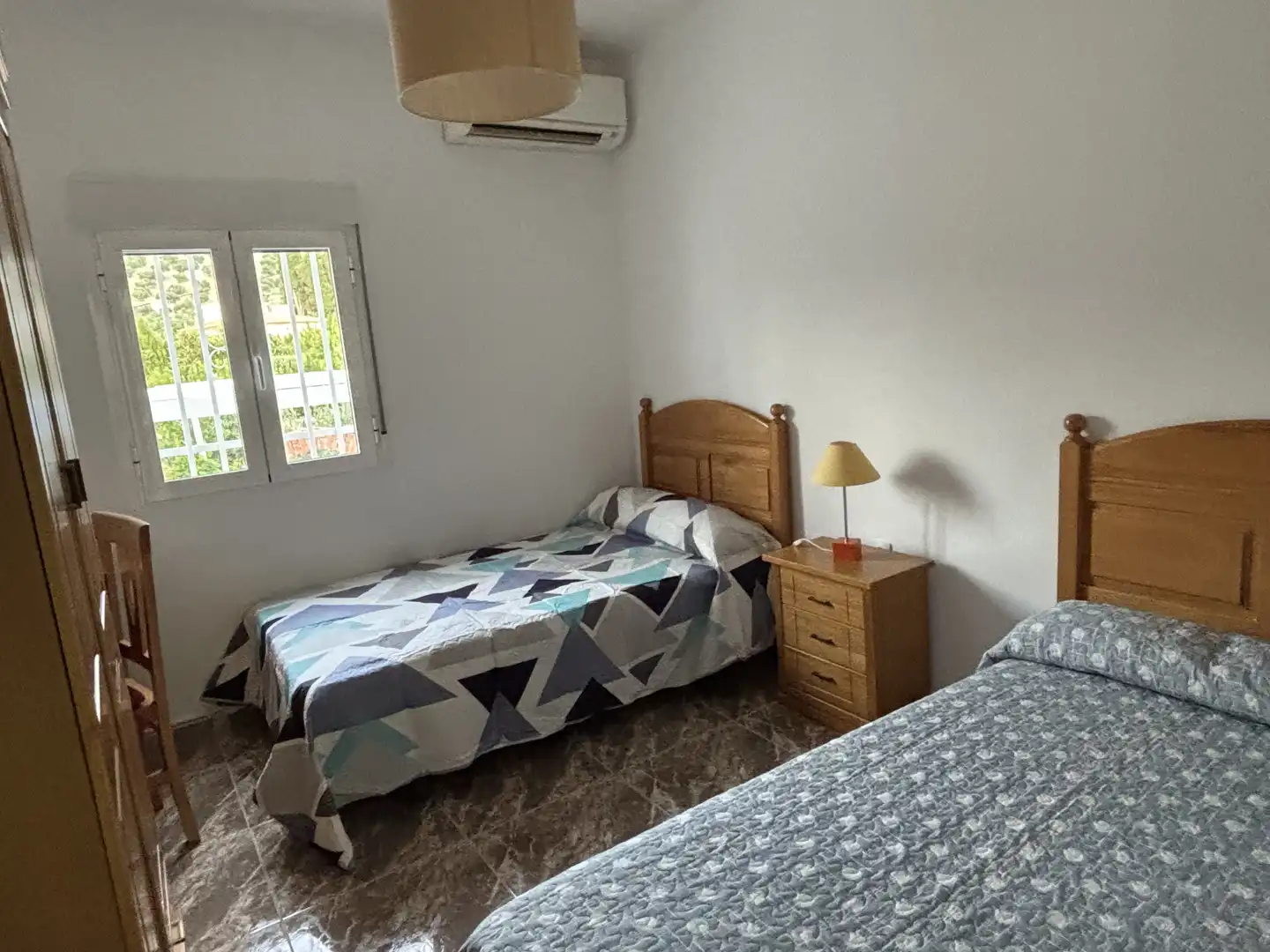Habitación de Casa o chalet de alquiler en Jaén con Aire acondicionado, Calefacción y Jardín privado