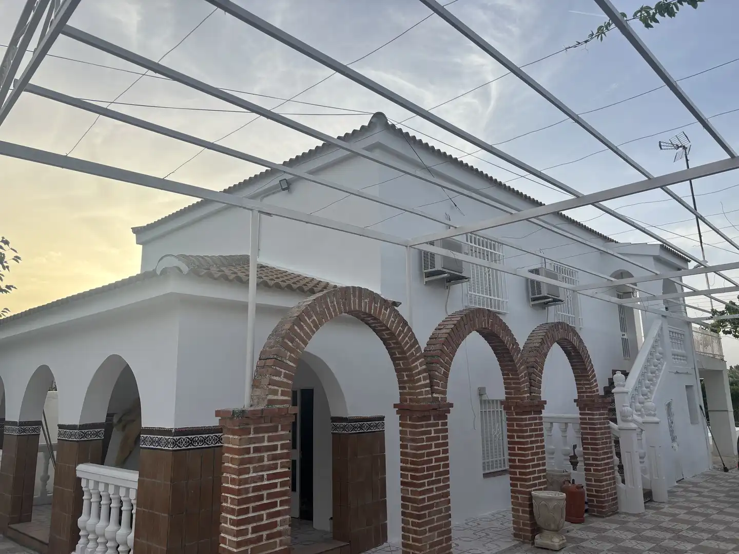 Vista exterior de Casa o chalet de alquiler en Jaén con Aire acondicionado, Calefacción y Jardín privado