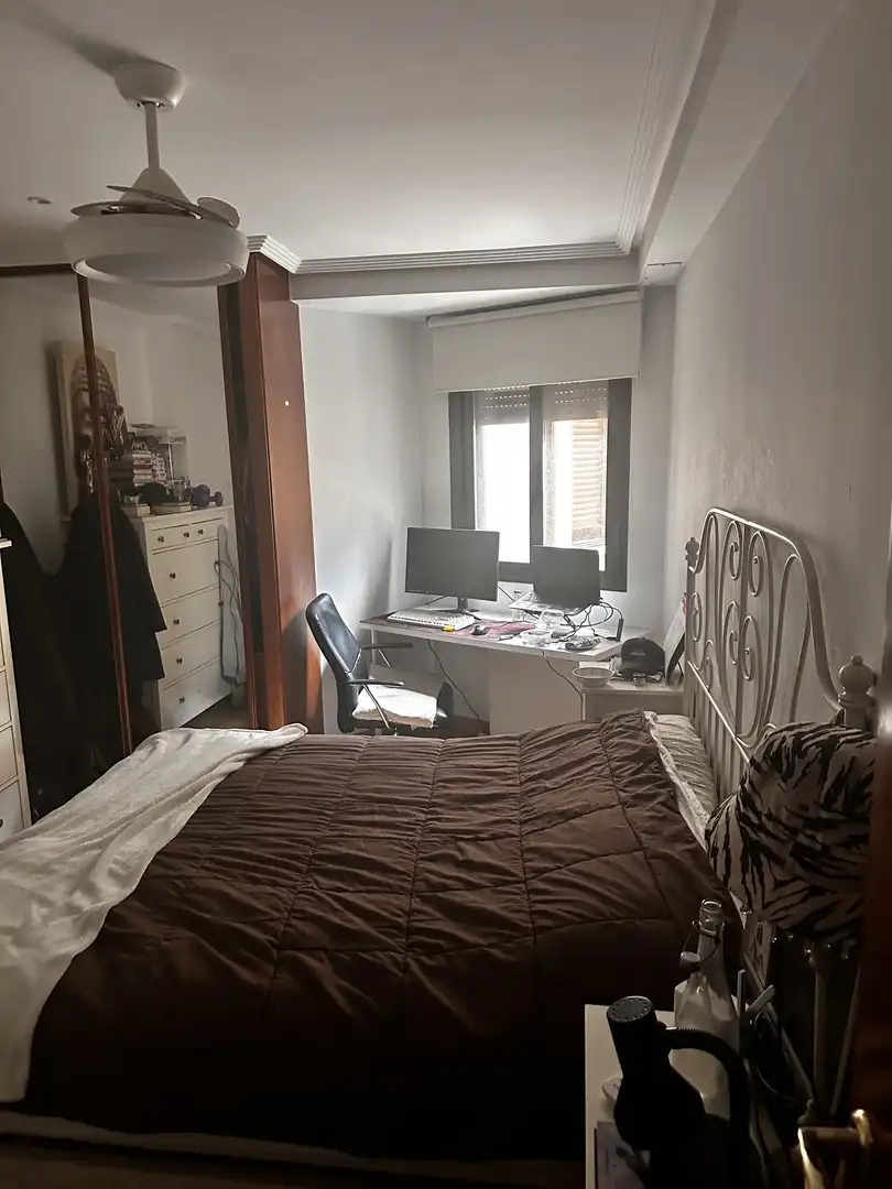 Apartament en venda a Calle la Carrera, 8, Cáceres Capital Dormitori de Apartament en venda en Cáceres Capital amb Aire condicionat