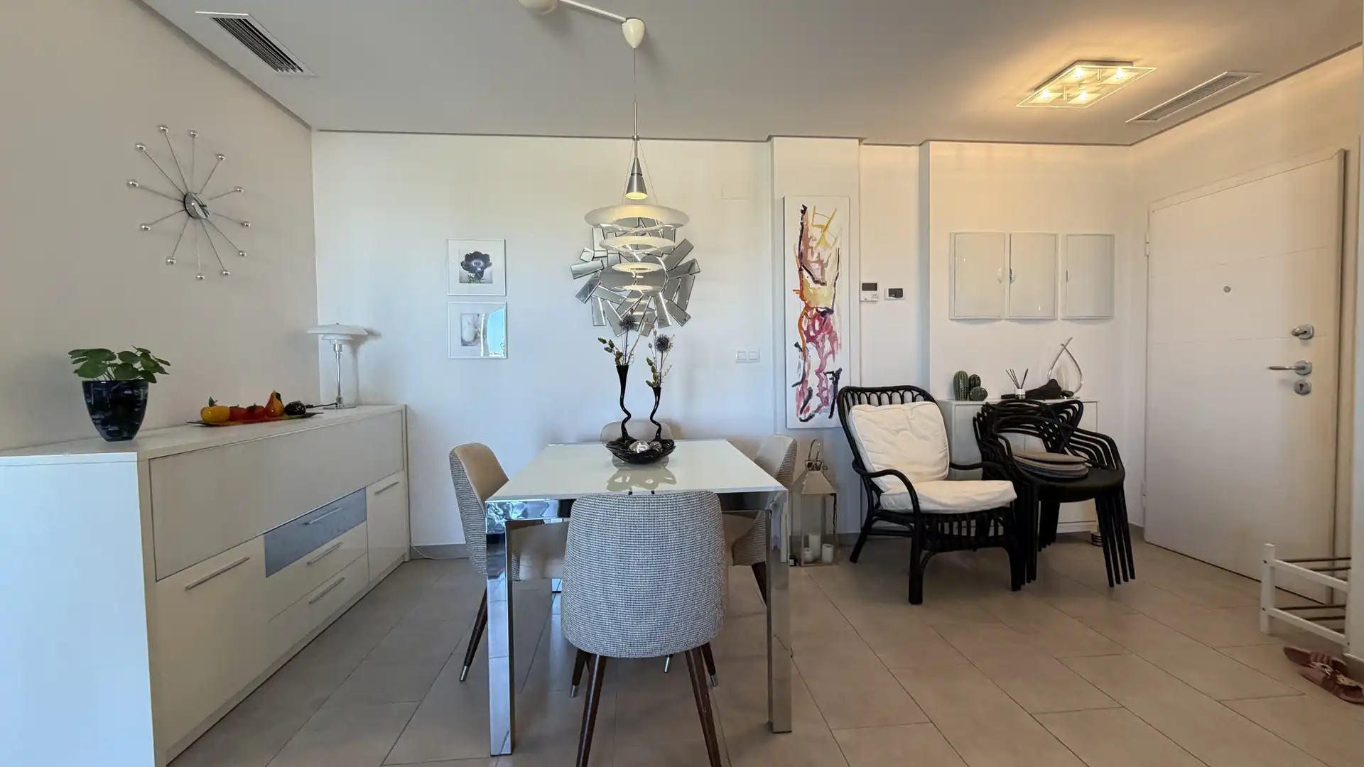 Flat for rent in Polígono E-2 el Barranco, 1b, Orihuela Costa Dining room of Flat for rent in Orihuela with Air Conditioner, Terrace and Swimming Pool