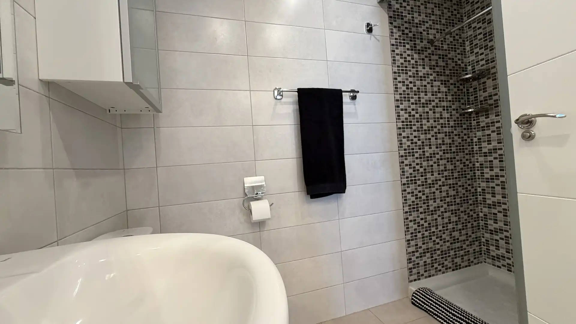 Flat for rent in Polígono E-2 el Barranco, 1b, Orihuela Costa Bathroom of Flat for rent in Orihuela with Air Conditioner, Terrace and Swimming Pool