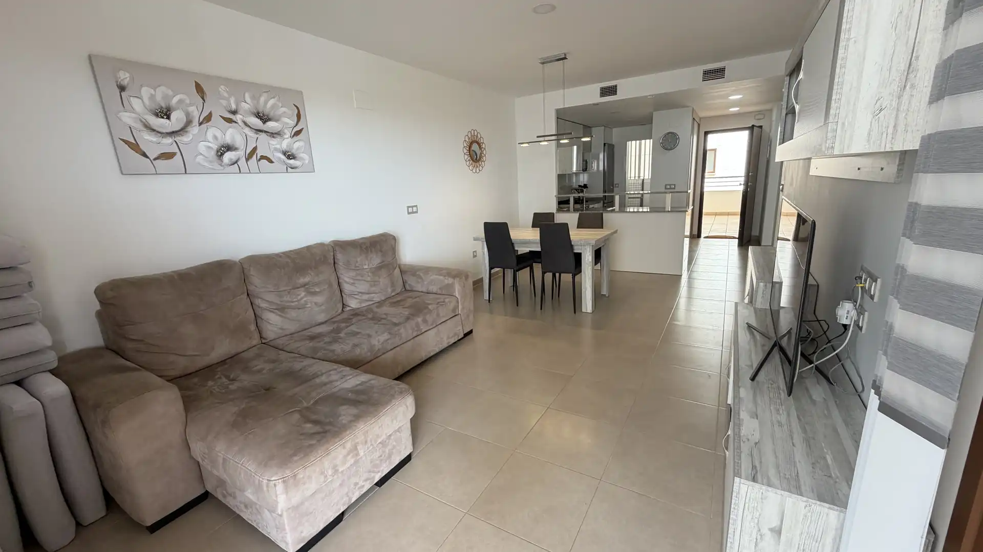 Sala d'estar de Pis en venda en Orihuela amb Aire condicionat, Terrassa i Piscina