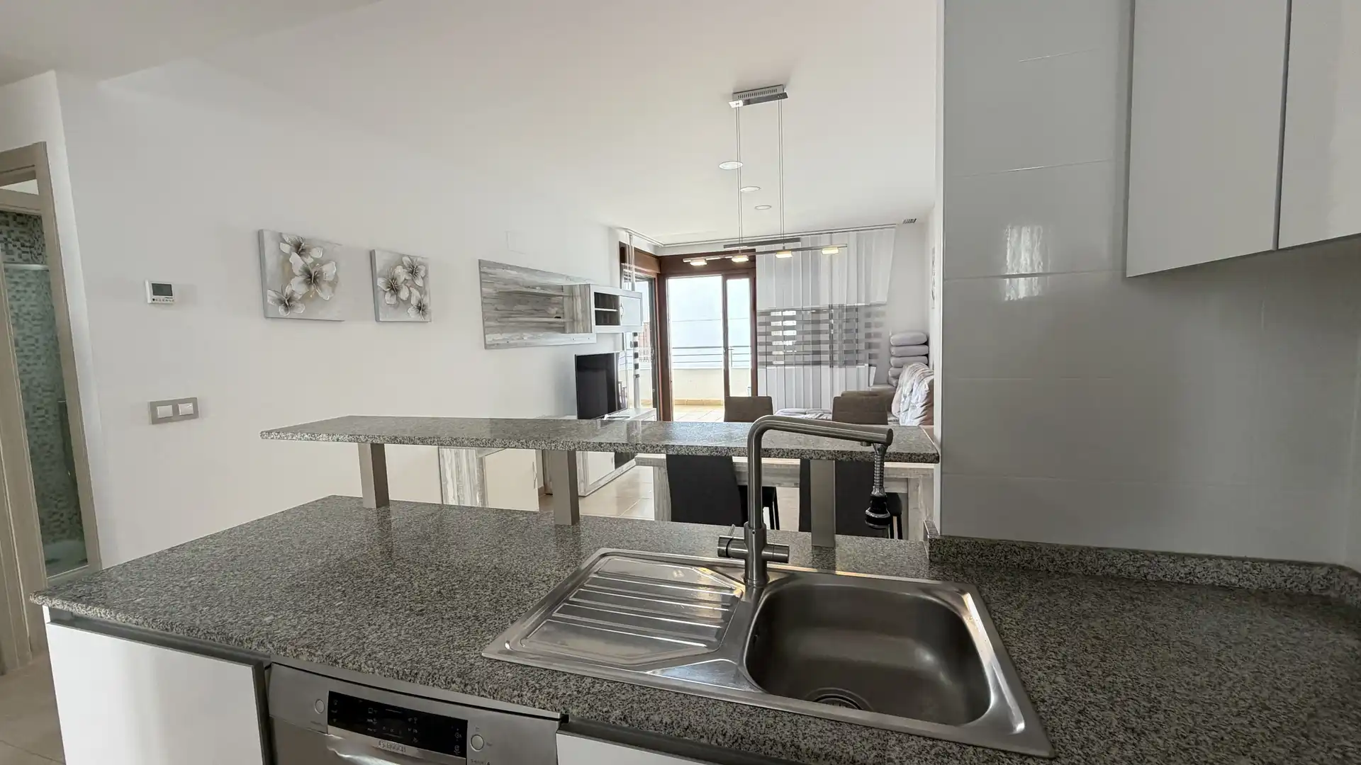 Cuina de Pis en venda en Orihuela amb Aire condicionat, Terrassa i Piscina