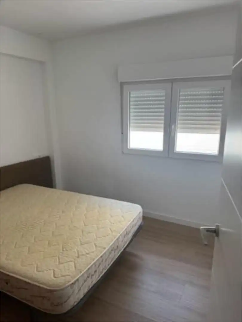 Habitación de Piso de alquiler en Castellón de la Plana / Castelló de la Plana con Amueblado