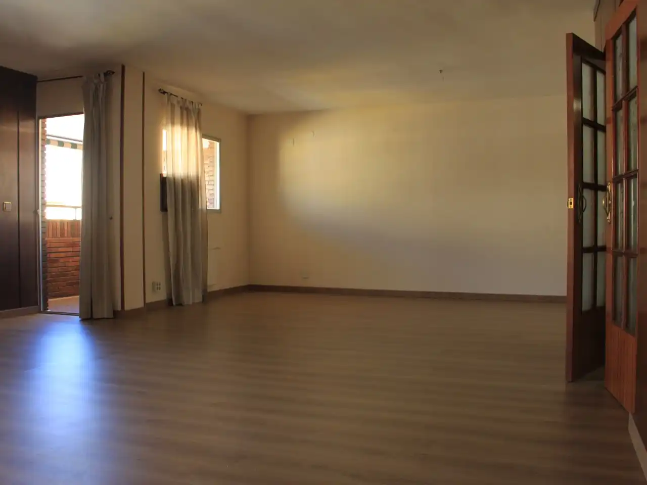 Piso de alquiler en Calle Pintor Cabrera, 21, Ensanche - Diputación Sala de estar de Piso de alquiler en Alicante / Alacant con Aire acondicionado, Calefacción y Parquet