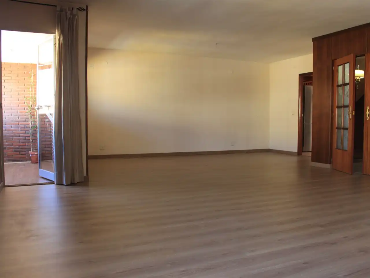 Piso de alquiler en Calle Pintor Cabrera, 21, Ensanche - Diputación Sala de estar de Piso de alquiler en Alicante / Alacant con Aire acondicionado, Calefacción y Parquet
