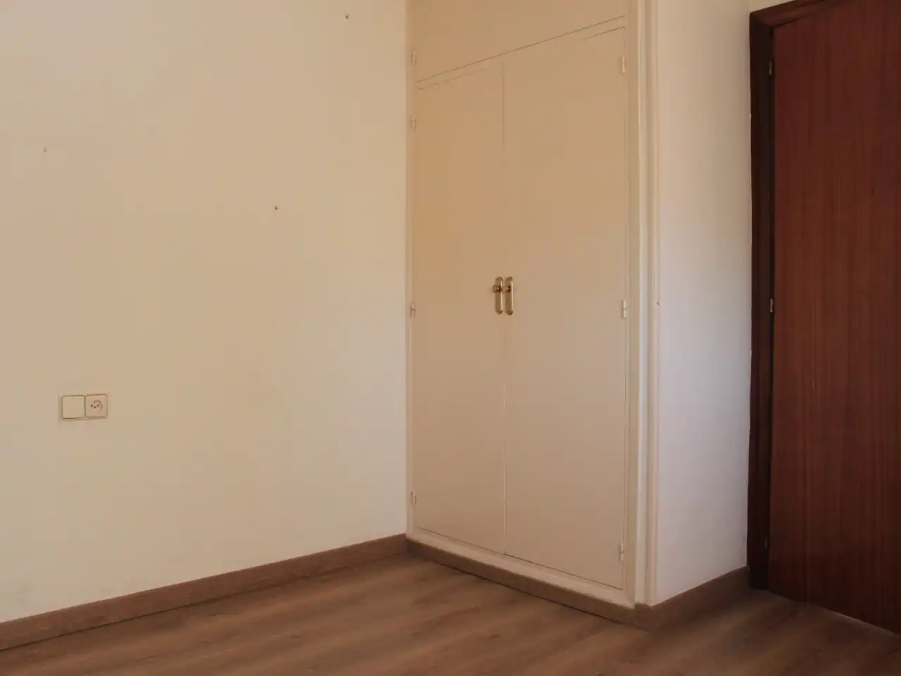 Piso de alquiler en Calle Pintor Cabrera, 21, Ensanche - Diputación Habitación de Piso de alquiler en Alicante / Alacant con Aire acondicionado, Calefacción y Parquet