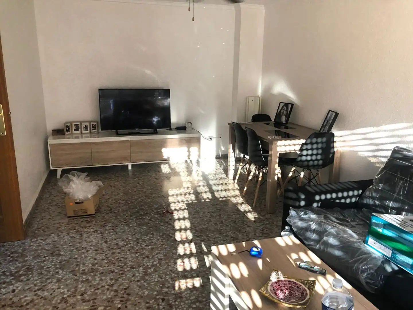 Pis en venda a Carrer de L'esglèsia, 17, Mareny de Barraquetes Sala d'estar de Pis en venda en Sueca amb Aire condicionat i Balcó