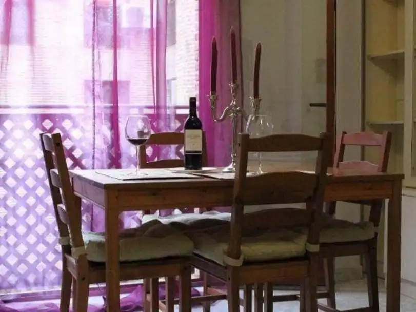 Flat for rent in Paseo de la Rosa, 64, Santa Bárbara Dining room of Flat for rent in Toledo with Air Conditioner, Heating and Furnished