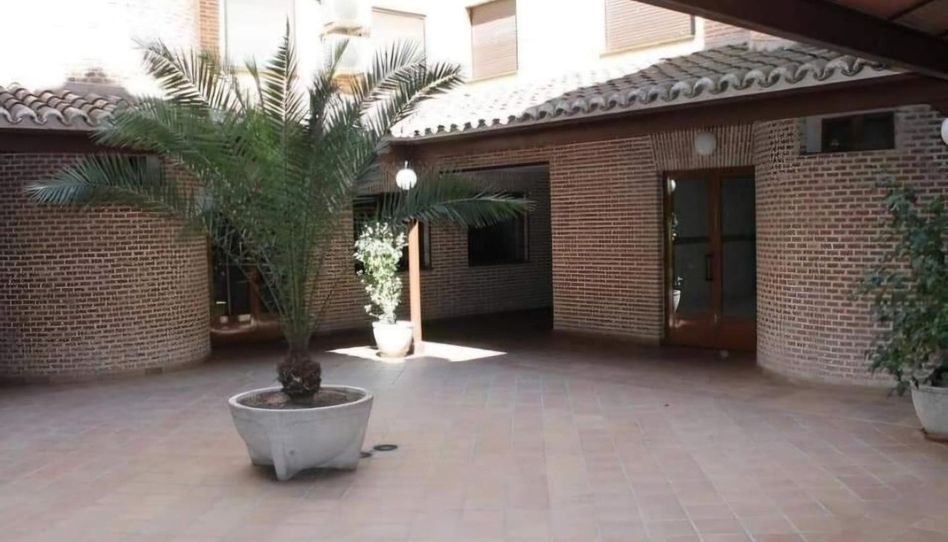 Flat for rent in Paseo de la Rosa, 64, Santa Bárbara, Toledo Capital - image 1 Photo 1 of Flat for rent in Paseo de la Rosa, 64, Santa Bárbara, Toledo Capital