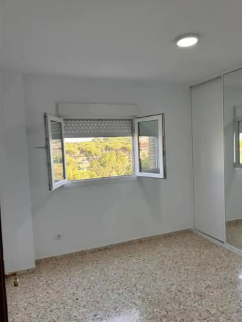 Bedroom of Flat for rent in Alcalá de Guadaira  with Terrace and Furnished