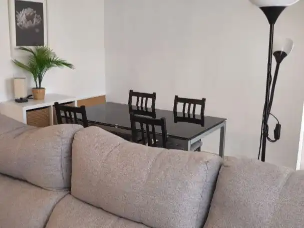 Piso en venta en Avenida Pablo Picasso, 18, Las Almenas Comedor de Piso en venta en Tomares con Aire acondicionado, Terraza y Piscina