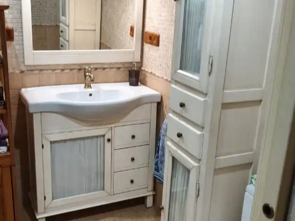 Piso en venta en Avenida Pablo Picasso, 18, Las Almenas Baño de Piso en venta en Tomares con Aire acondicionado, Terraza y Piscina