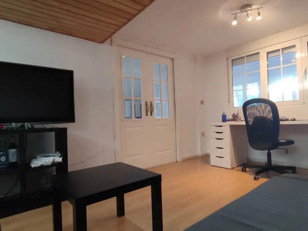 Piso en venta en Avenida Pablo Picasso, 18, Las Almenas Piso en venta en Tomares con Aire acondicionado, Terraza y Piscina