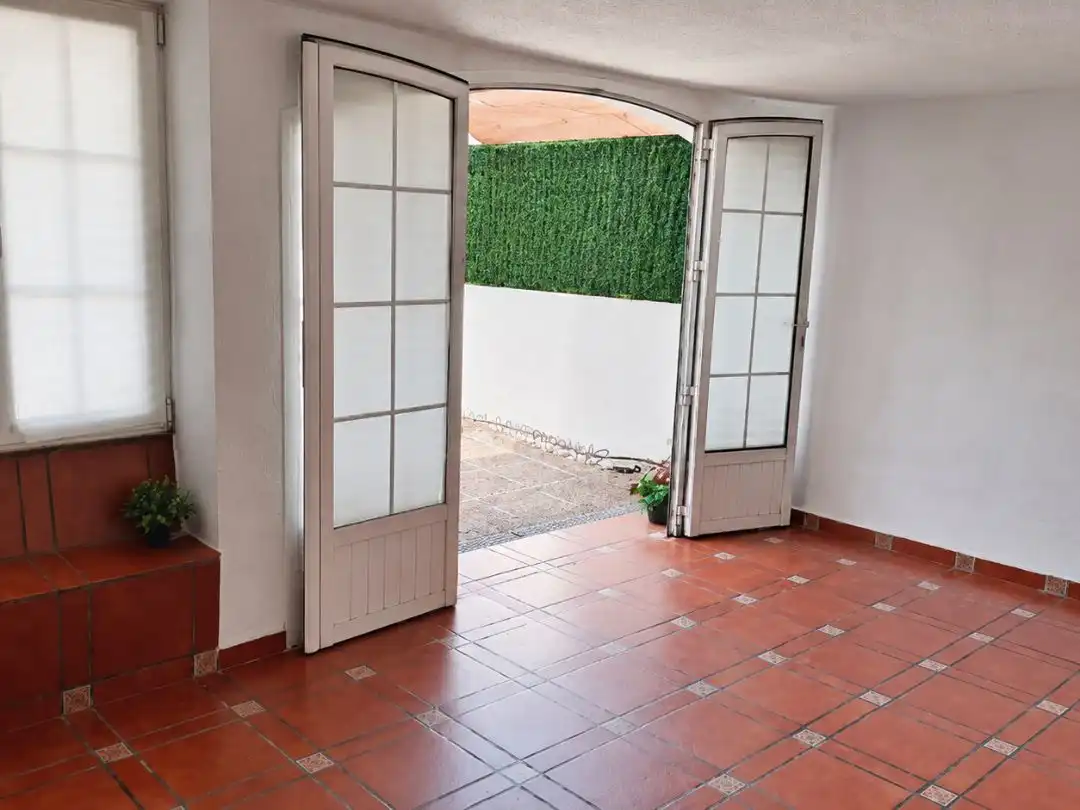 Piso en venta en Avenida Pablo Picasso, 18, Las Almenas Piso en venta en Tomares con Aire acondicionado, Terraza y Piscina