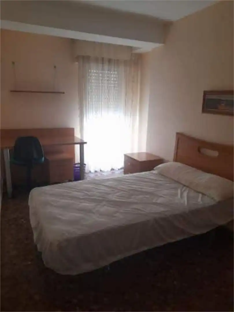 Habitación de Piso de alquiler en Almería con Terraza
