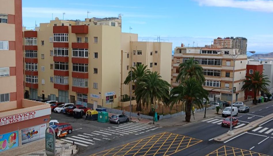 Piso en venta en Avenida Escaleritas, 71, Escaleritas, Las Palmas de Gran Canaria - imagen 1 Foto 1 de Piso en venta en Avenida Escaleritas, 71, Escaleritas, Las Palmas de Gran Canaria