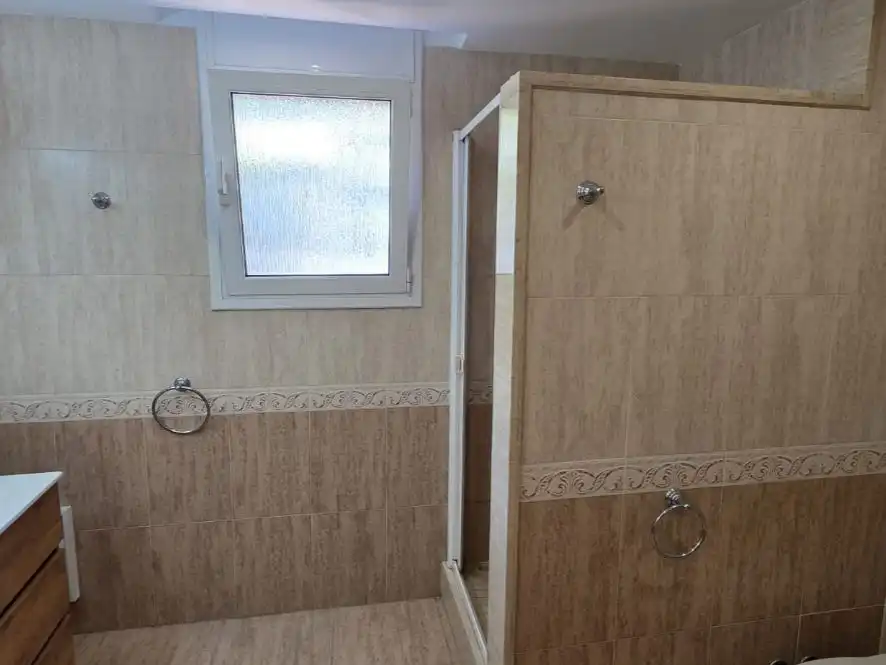 Houses for rent in Avinguda la Conreria, 16, Sant Fost de Campsentelles Bathroom of Houses for rent in Sant Fost de Campsentelles with Terrace, Swimming Pool and Balcony
