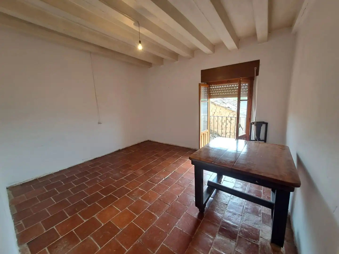 Houses for sale in Calle Isilla, 6, Tórtoles de Esgueva Dining room of Houses for sale in Tórtoles de Esgueva with Private garden and Balcony