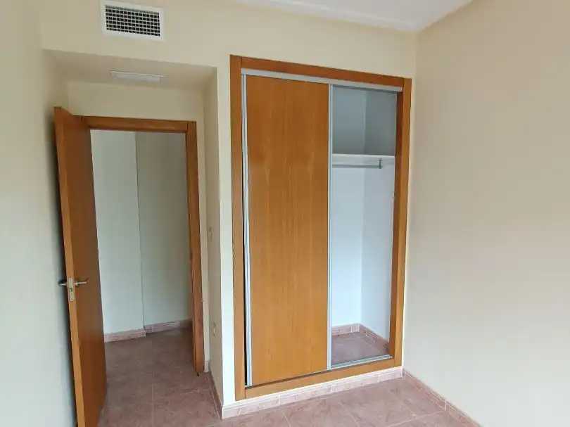 Flat for sale in Calle Naranja, 2, Orihuela Bedroom of Flat for sale in Orihuela with Air Conditioner, Terrace and Swimming Pool