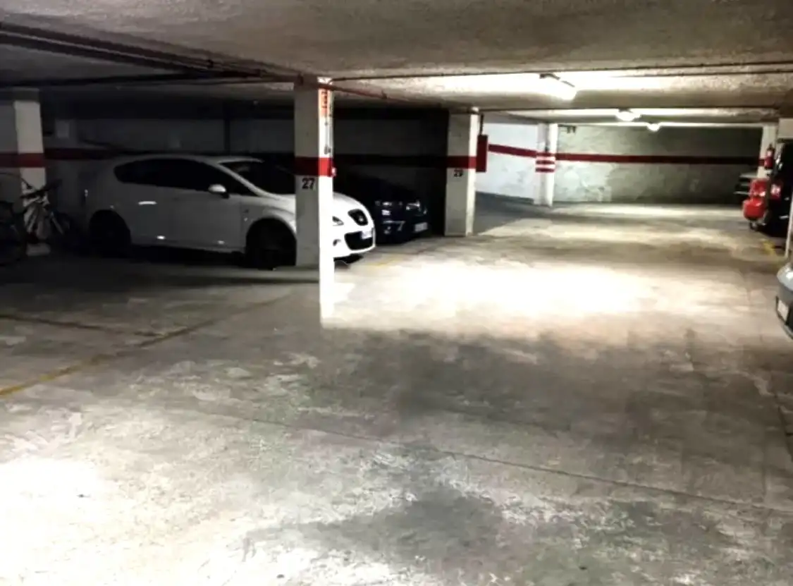 Parking of Garage for rent in Dénia
