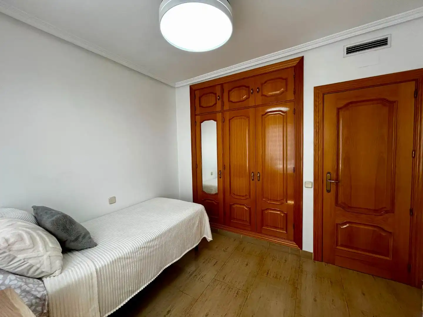 Flat for sale in Calle Capitán Antonio de Oro, 20, Casco Antiguo Sur Bedroom of Flat for sale in Ciempozuelos with Air Conditioner and Terrace