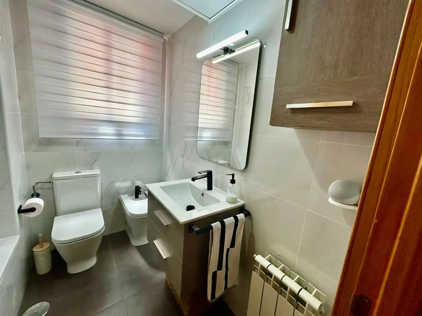 Flat for sale in Calle Capitán Antonio de Oro, 20, Casco Antiguo Sur Bathroom of Flat for sale in Ciempozuelos with Air Conditioner and Terrace