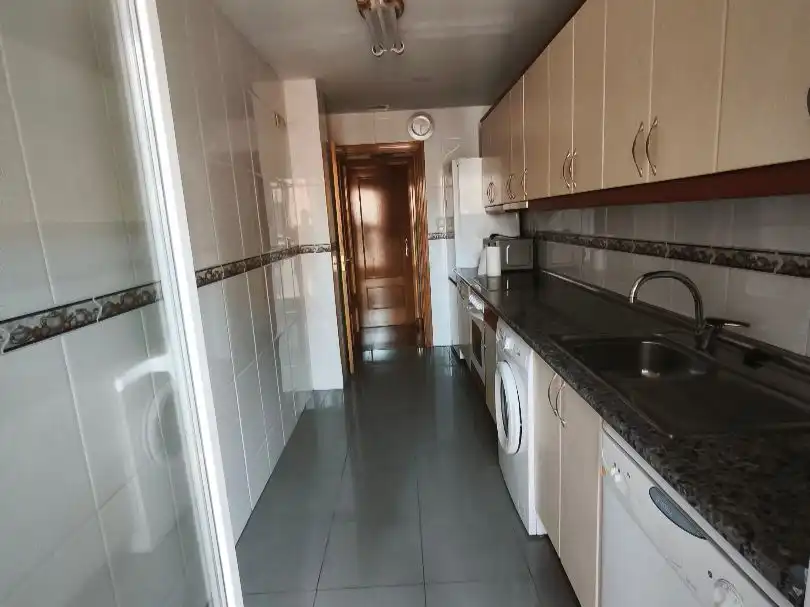 Wohnung zur Miete in Calle de Marcelino Unceta, 49, Barrio de Delicias Wohnung zur Miete in Calle de Marcelino Unceta, 49, Barrio de Delicias