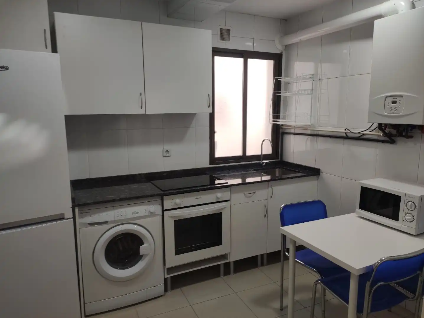 Küche von Wohnung zur Miete in Zamora Capital  mit Heizung, Möbliert und Balkon